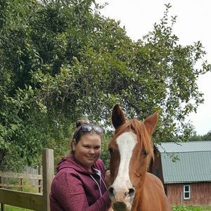 Meet your Posher, Alana